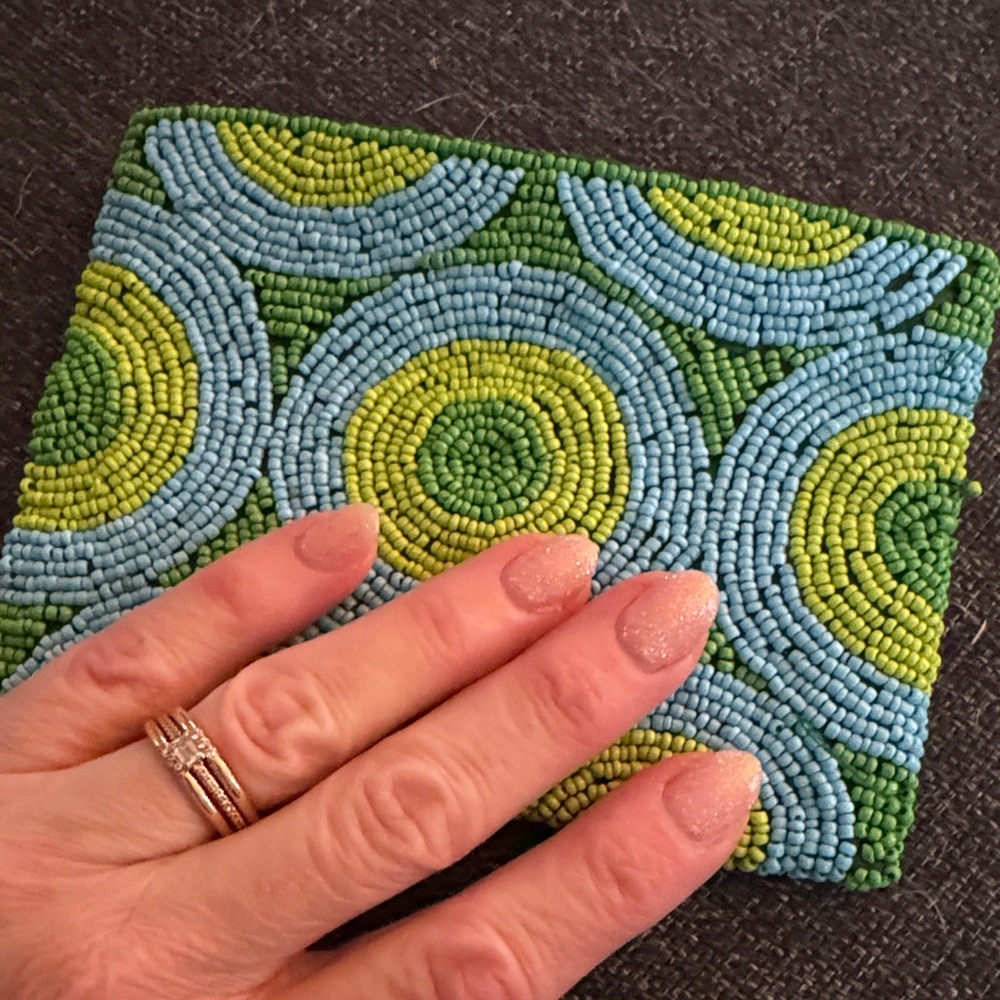 Handcrafted Perfect For Spring! Beaded Clutch - B… - image 5